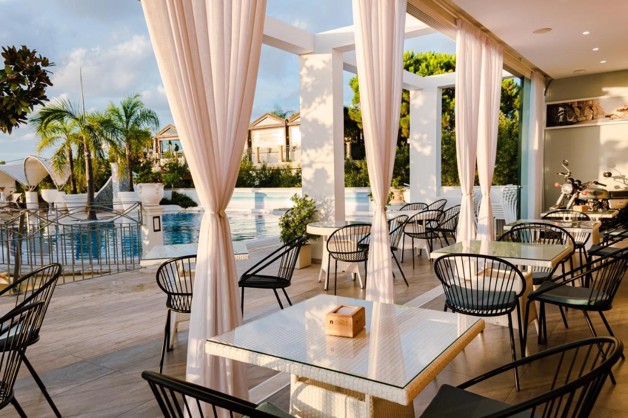 Residence Porto Ulisse Parghelia Eksteriør billede
