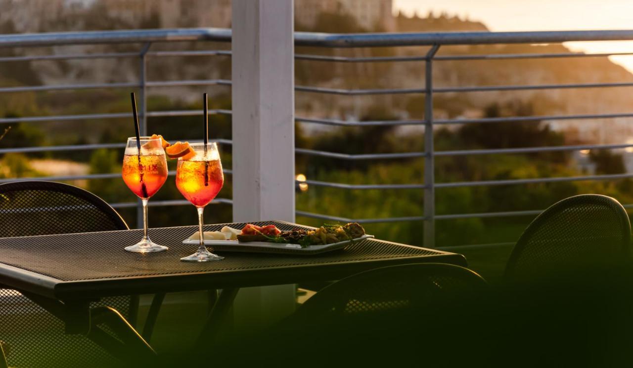Residence Porto Ulisse Parghelia Eksteriør billede