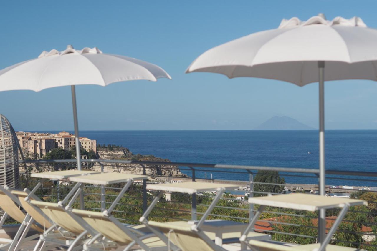 Residence Porto Ulisse Parghelia Eksteriør billede