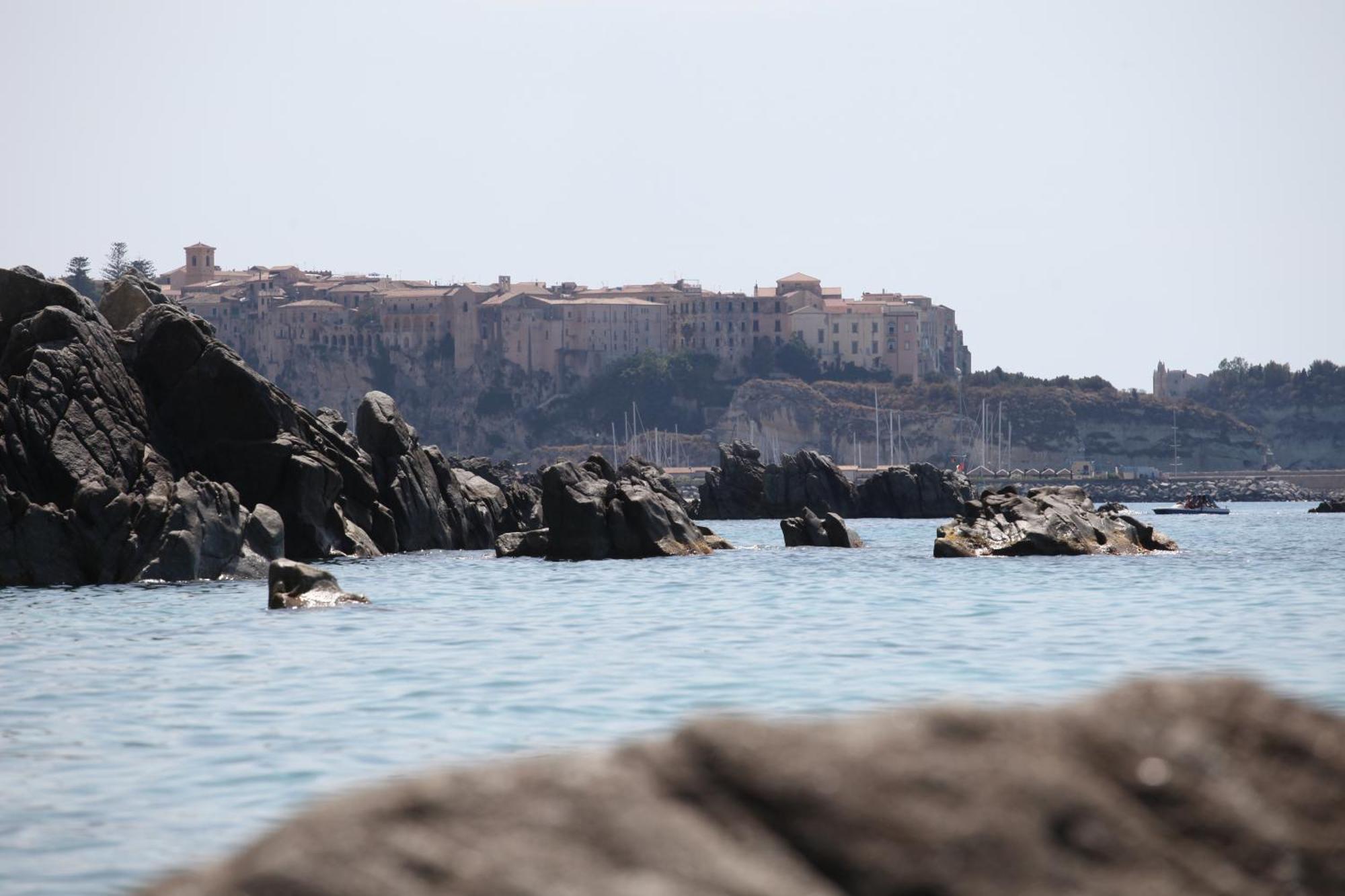 Residence Porto Ulisse Parghelia Eksteriør billede